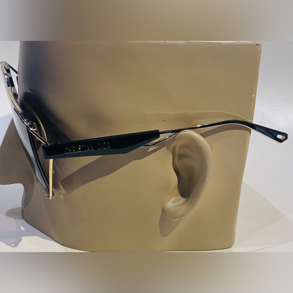 New Women’s CHRISTIAN DIOR Sunglasses - Picture 8 of 15